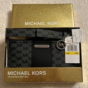 Michael Kors - adjustable belt bag -black & grey